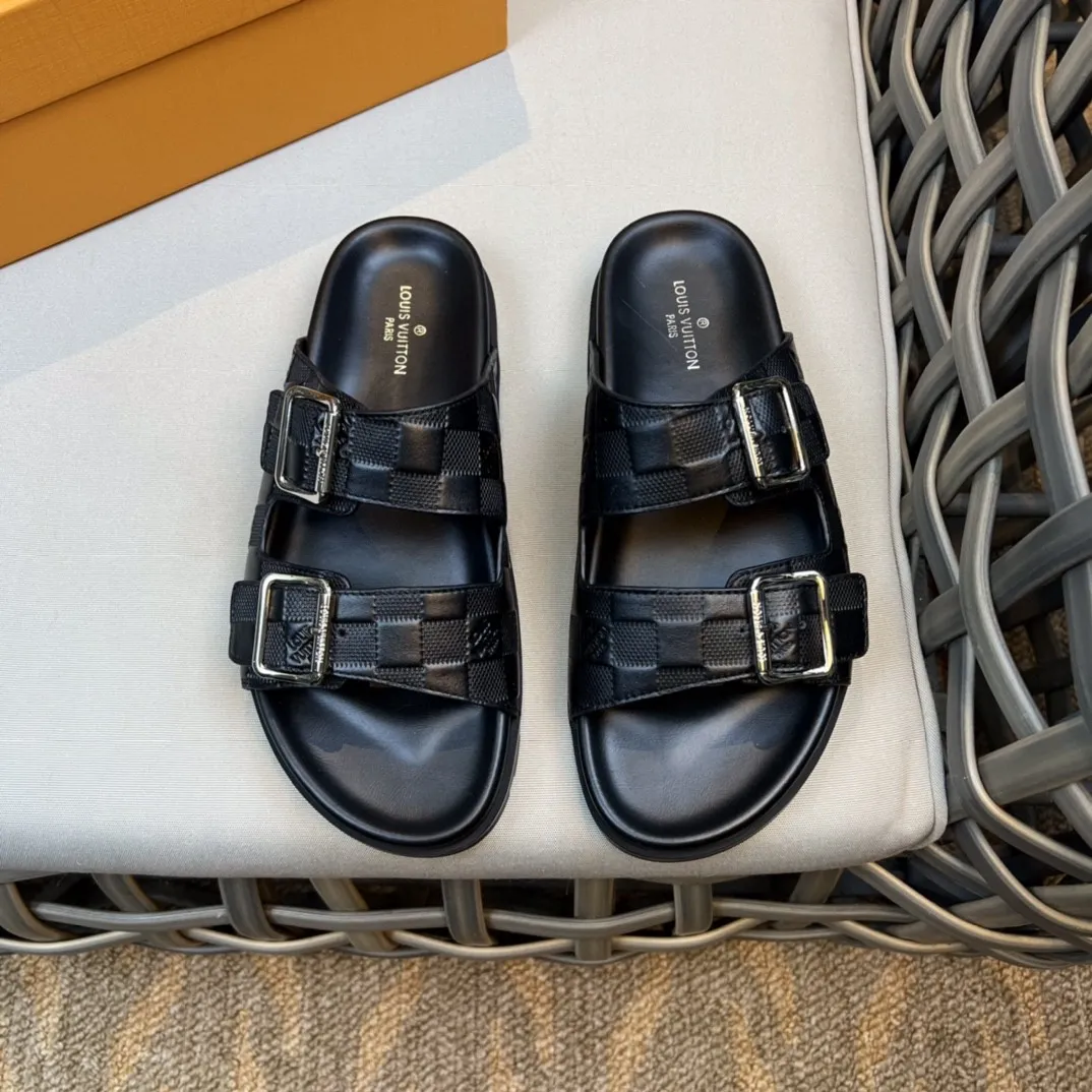 Louis Vuitton papucs